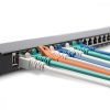 Patch panel Cat6 z 24 portami RJ45 i montażem w stojaku, Kwmobile, Czarny, Metal, 48307.01.01
