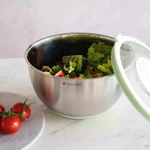 Zestaw 2 wielofunkcyjnych metalowych misek z pokrywką Navaris, 20 cm i 24 cm, 3 tarki, antypoślizgowe, stal nierdzewna, srebrny/zielony, 49210.02.71