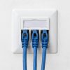 Zestaw 2 potrójnych gniazd sieciowych RJ45 z 4 wtyczkami CAT 6A, Kwmobile, Biały, Metal, 54571.03.02