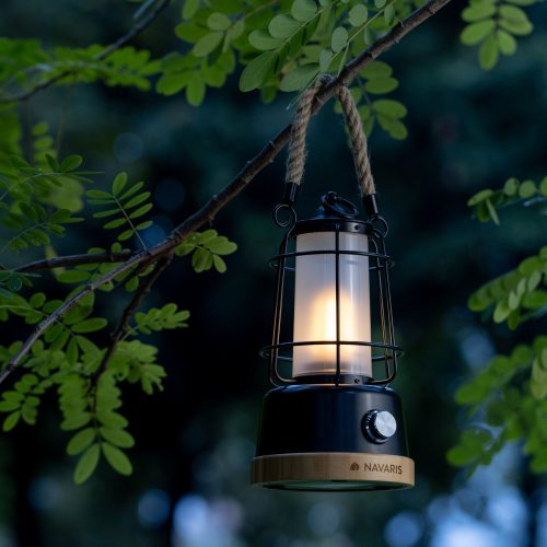 Przenośna latarnia Navaris z akumulatorem i power bankiem, Czarna, 56078.01