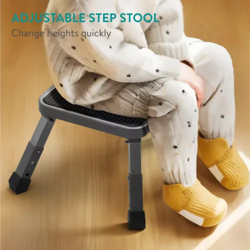 Scaun pliabil ajustabil Navaris, 3 inaltimi, platforma antiderapanta, 61657.01