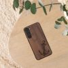 Etui Kwmobile do Samsung Galaxy S23 Plus, brązowe, drewno/silikon, 61686.04