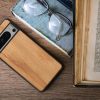 Etui Kwmobile do Google Pixel 8 Pro, brązowe, drewno/silikon, KWM0000208Y003C