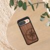 Etui Kwmobile do Google Pixel 9/Pixel 9 Pro, brązowe, drewno/silikon, KWM000020PT001C