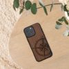 Etui Kwmobile do Apple iPhone 16 Pro Max, brązowe, drewno/silikon, KWM000022UU001C