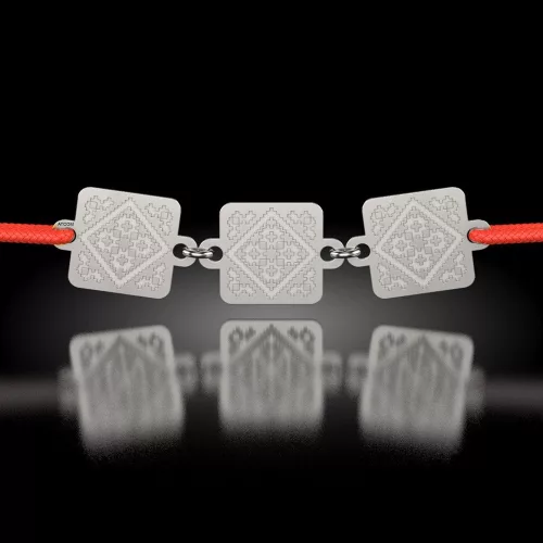 Srebrna bransoletka na sznurku model Letitia