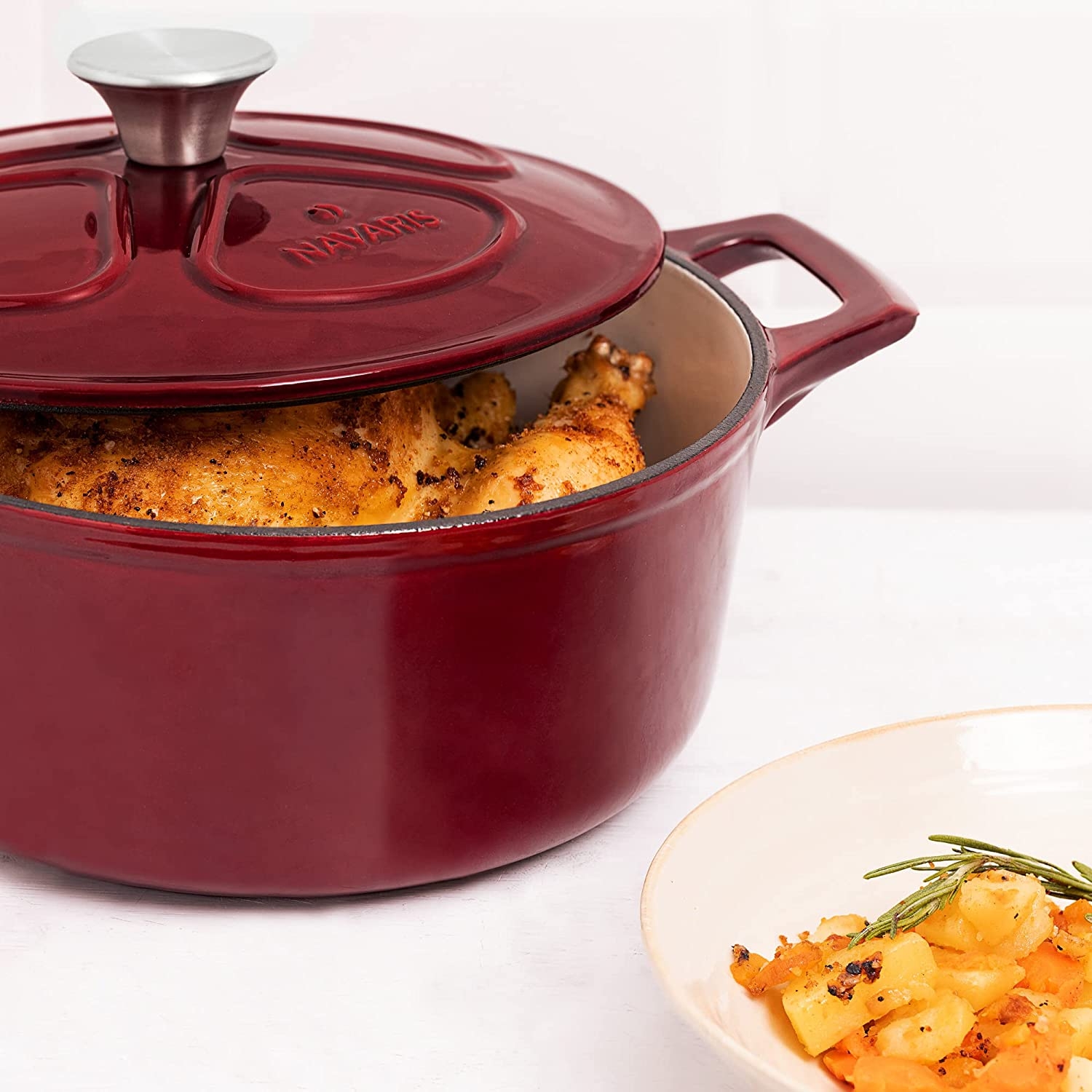 Garnek żeliwny Navaris do pieców/kuchni - 20 cm - 2,5 l - Czerwony, 58000.01.20